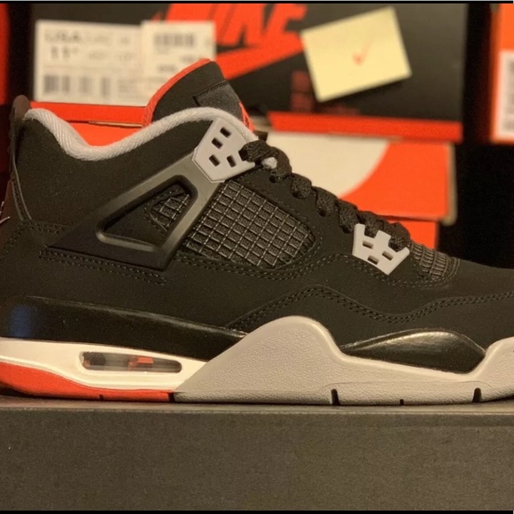 nike 4s